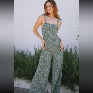 NWT Audrey 3+1 Gillian Tie Shoulder Jumpsuit